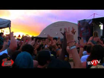 3Oh3 - My First Kiss Feat Keha Live In Hd At Warped Tour