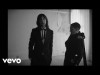 Bobby Gillespie, Jehnny Beth - Chase It Down