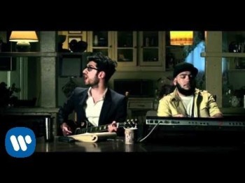 Chromeo - Don't Turn The Lights On