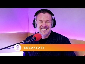 David Gray - Streets Of Philadelphia Bruce Springsteen Cover On Radio 2 Breakfast