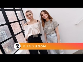 Gabrielle Aplin, Nina Nesbitt - Don't Think Twice, It's All Right Bob Dylan Radio 2 Piano Room