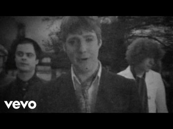 Kaiser Chiefs - I Predict A Riot New Lighter