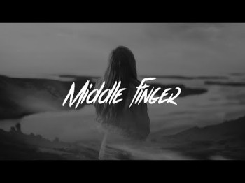 Phoebe Ryan Quinn Xcii - Middle Finger